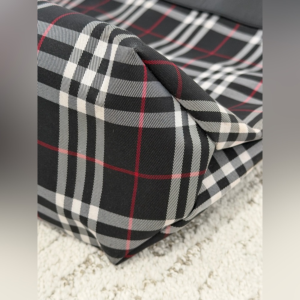 Burberry London Black and Red Plaid Tote Bag EUC - Picture 9 of 10